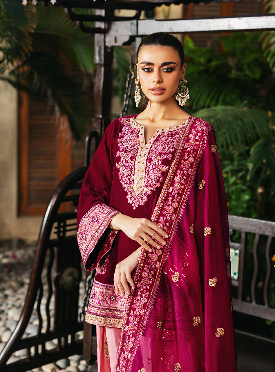 Zainab Chottani | Velvet 25 | Rubi by Zainab Chottani - Designer Dress - Type : Ladies Clothes - Available at Libayah - 100% Original 