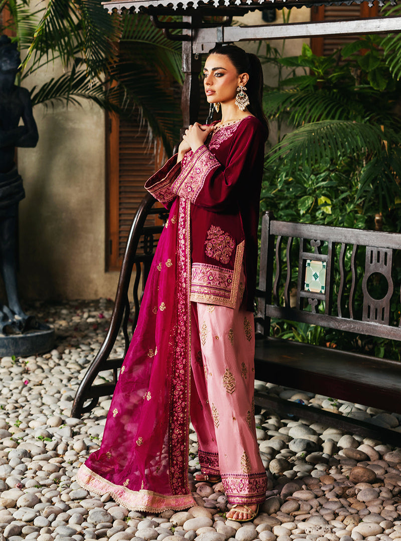 Zainab Chottani | Velvet 25 | Rubi by Zainab Chottani - Designer Dress - Type : Ladies Clothes - Available at Libayah - 100% Original 