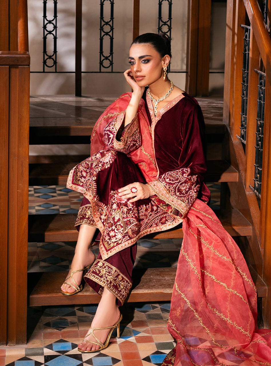 Zainab Chottani | Velvet 25 | Aima by Zainab Chottani - Designer Dress - Type : Ladies Clothes - Available at Libayah - 100% Original 