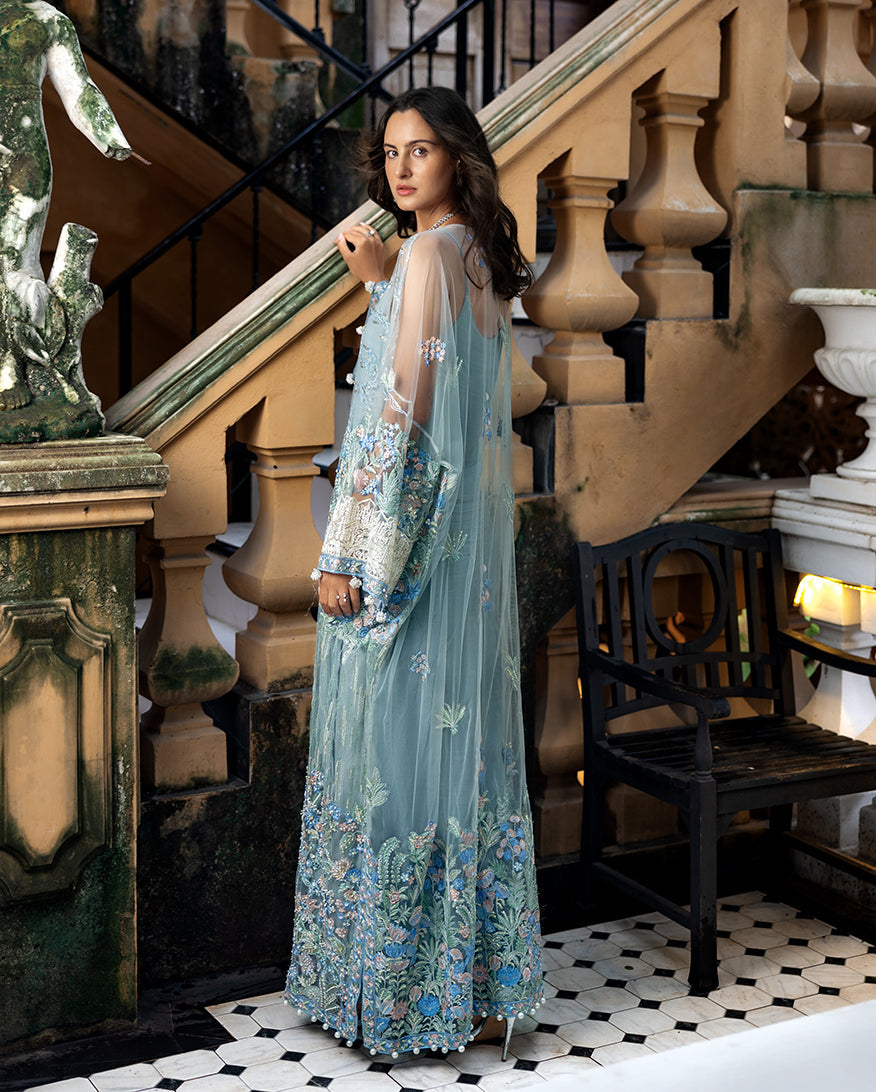 Esmel | La Vie Haute Wedding Festive | Evania