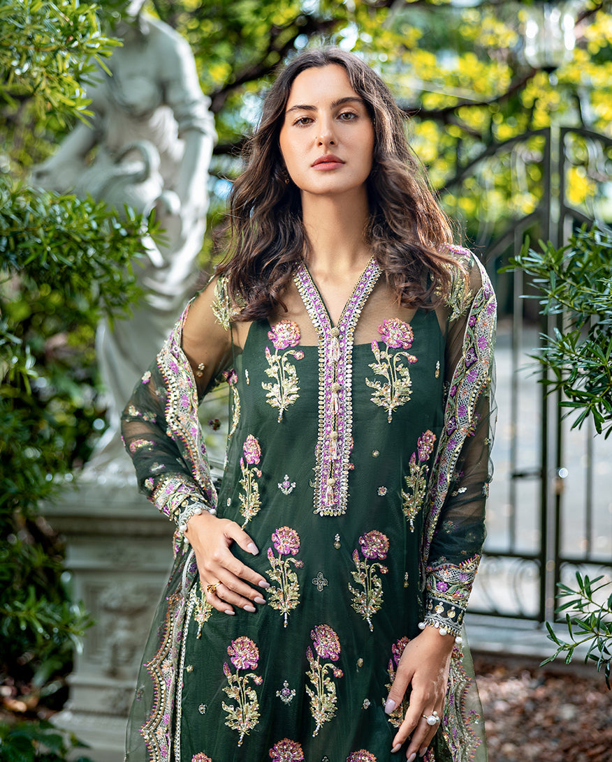 Esmel | La Vie Haute Wedding Festive | Desiree
