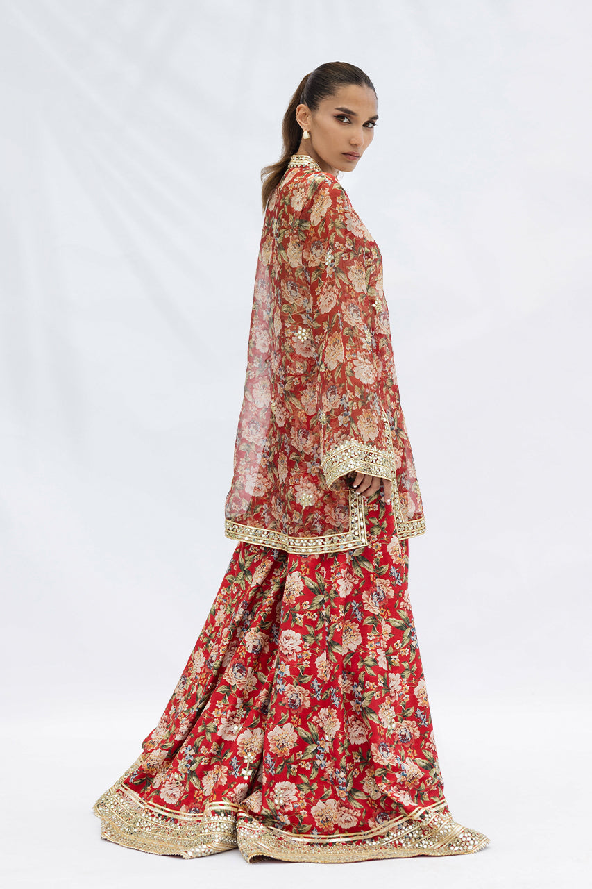 Sania Maskatiya | Fall Festive Glimmer | Elise