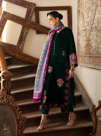 Zainab Chottani | Velura Velvet Edit 25 | Eden Long Shirt by Zainab Chottani - Designer Dress - Type : Ladies Clothes - Available at Libayah - 100% Original 