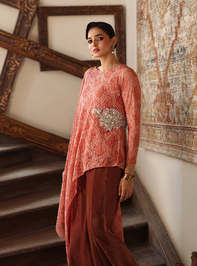 Zainab Chottani | Velura Velvet Edit 25 | Blush Cape by Zainab Chottani - Designer Dress - Type : Ladies Clothes - Available at Libayah - 100% Original 