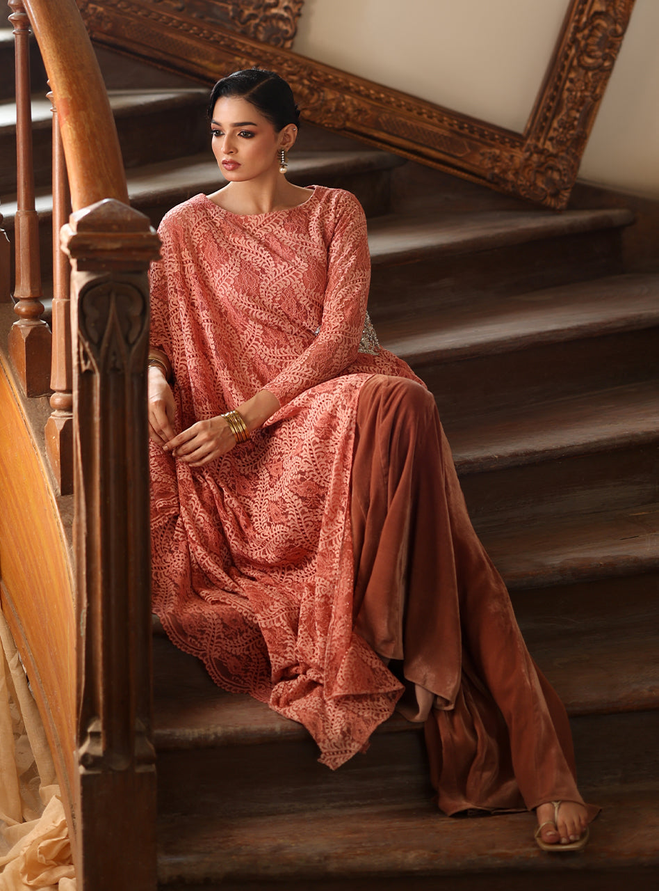 Zainab Chottani | Velura Velvet Edit 25 | Blush Cape by Zainab Chottani - Designer Dress - Type : Ladies Clothes - Available at Libayah - 100% Original 