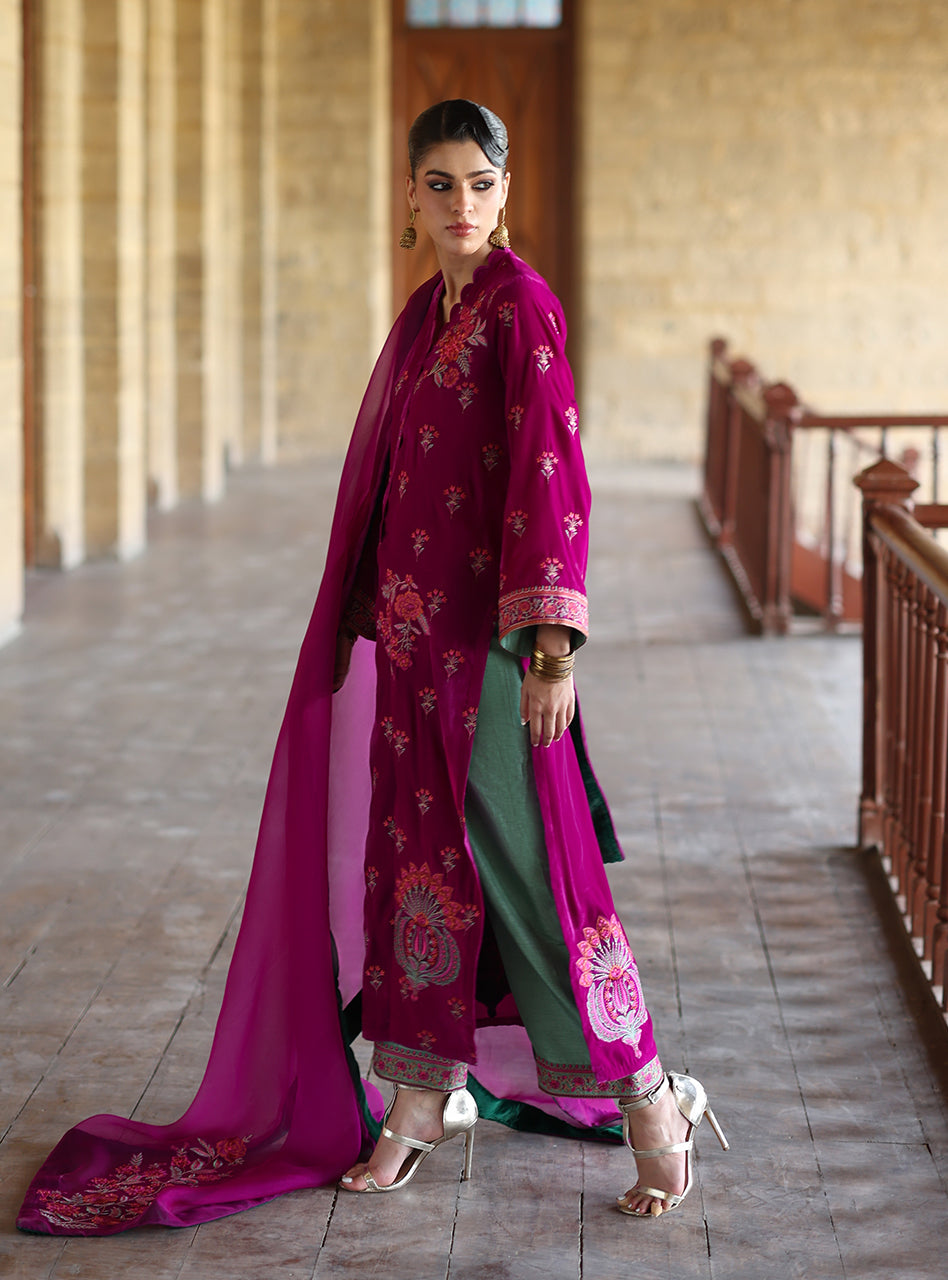 Zainab Chottani | Velura Velvet Edit 25 | Mulberry Long Shirt by Zainab Chottani - Designer Dress - Type : Ladies Clothes - Available at Libayah - 100% Original 