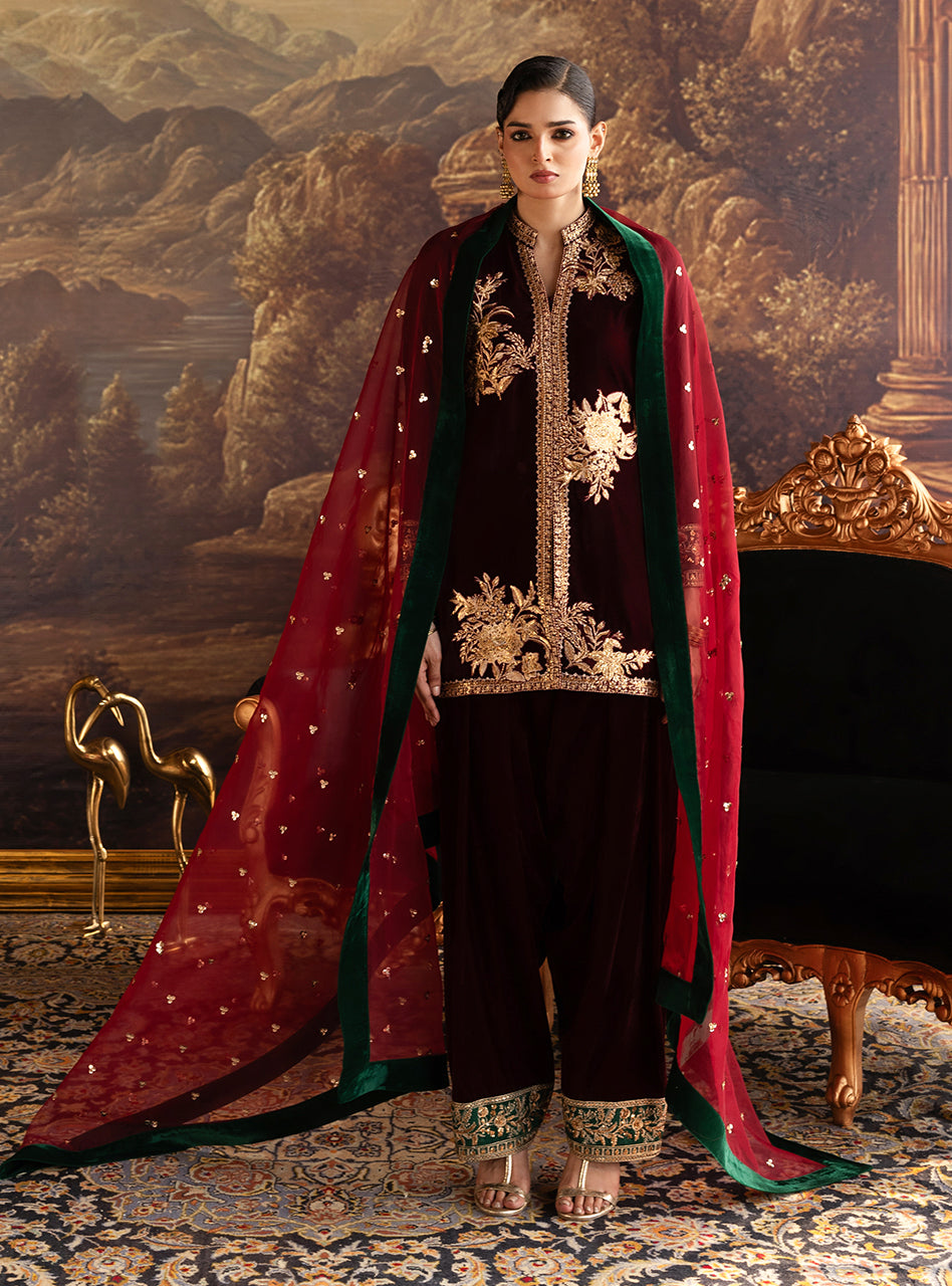Zainab Chottani | Velura Velvet Edit 25 | Claret Farshi by Zainab Chottani - Designer Dress - Type : Ladies Clothes - Available at Libayah - 100% Original 