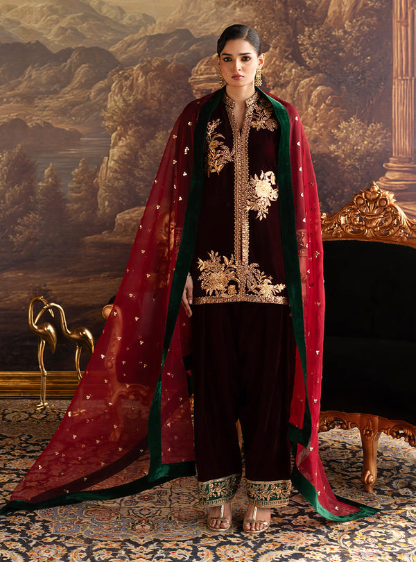 Zainab Chottani | Velura Velvet Edit 25 | Claret Farshi by Zainab Chottani - Designer Dress - Type : Ladies Clothes - Available at Libayah - 100% Original 