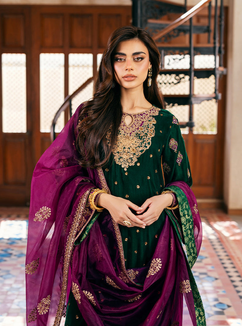 Zainab Chottani | Velvet 25 | Esha by Zainab Chottani - Designer Dress - Type : Ladies Clothes - Available at Libayah - 100% Original 