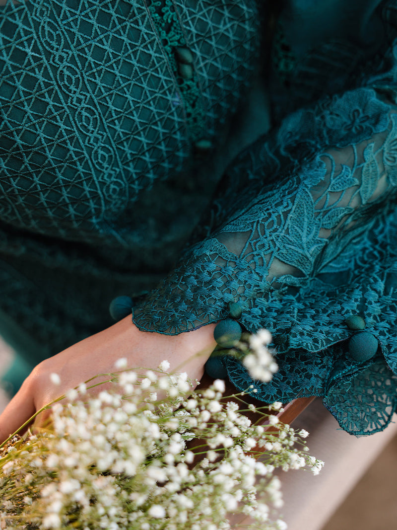 Faiza Faisal | Marine Luxury Lawn 25 | SOPHIA by Faiza Faisal - Designer Dress - Type: Ladies Clothes - Available at Libayah - 100% Original