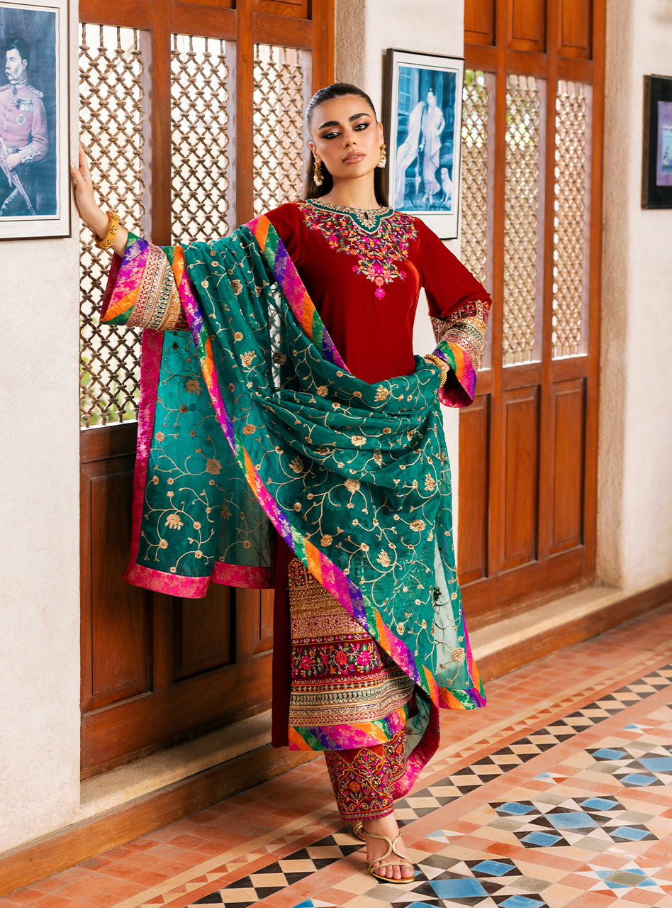 Zainab Chottani | Velvet 25 | Sifa by Zainab Chottani - Designer Dress - Type : Ladies Clothes - Available at Libayah - 100% Original 