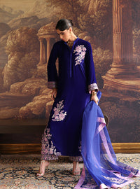 Zainab Chottani | Velura Velvet Edit 25 | Zelin Long Shirt by Zainab Chottani - Designer Dress - Type : Ladies Clothes - Available at Libayah - 100% Original 