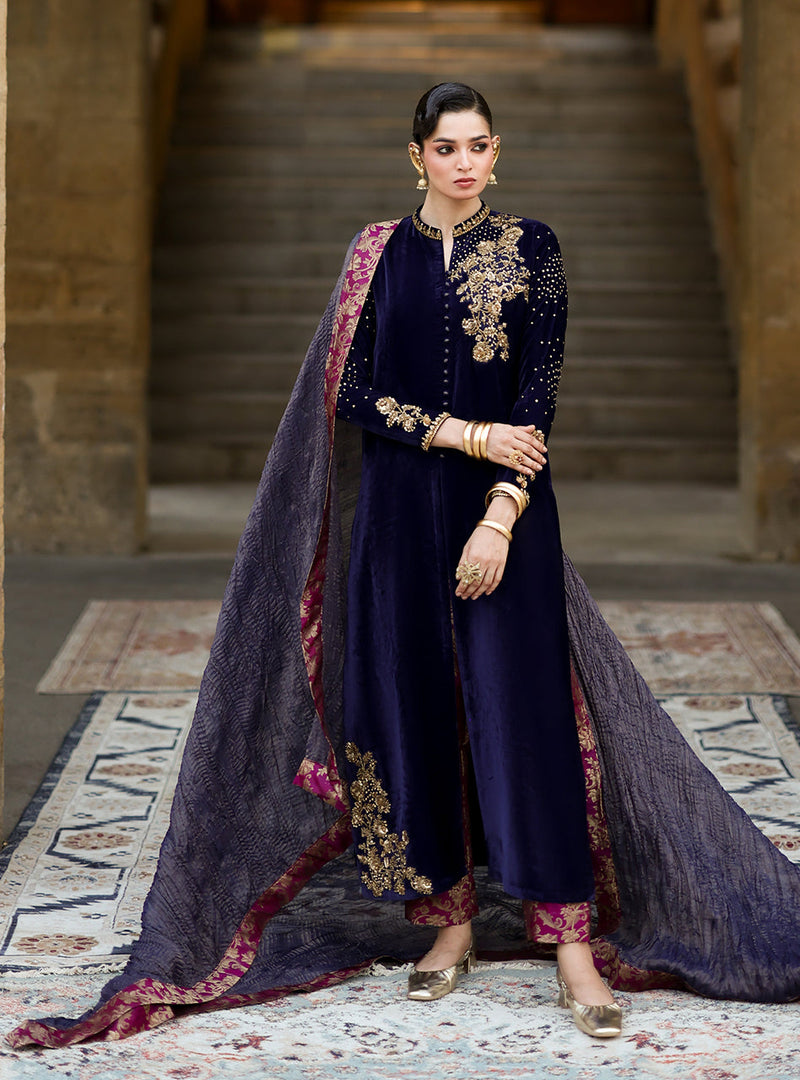 Zainab Chottani | Velura Velvet Edit 25 | Celine Gold by Zainab Chottani - Designer Dress - Type : Ladies Clothes - Available at Libayah - 100% Original 