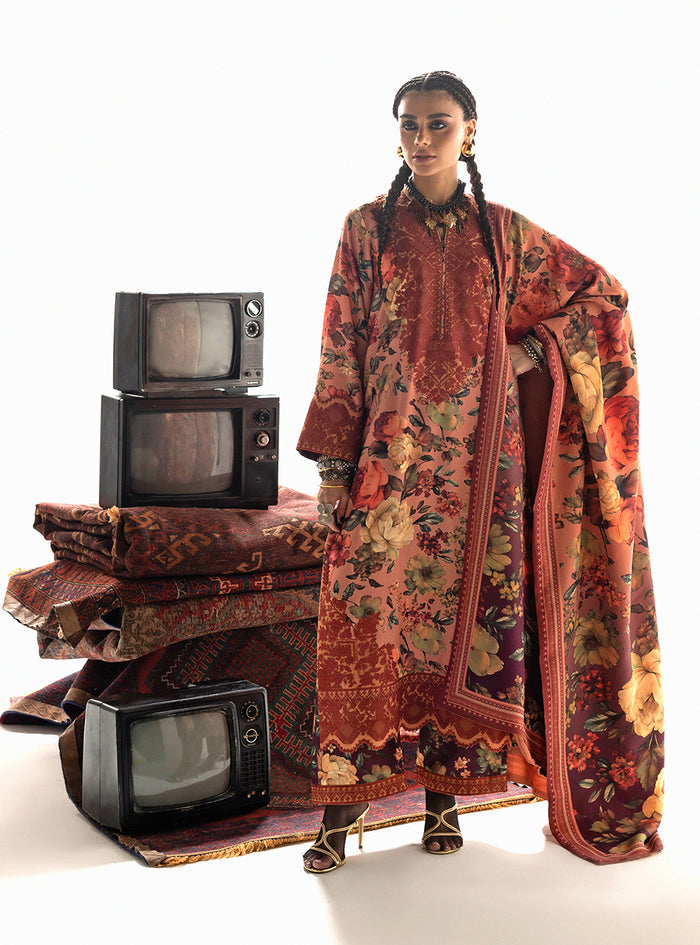 Zainab Chottani | Winter Shawl 25 | Abibi - D10 by Zainab Chottani - Designer Dress  - Type : Ladies Clothes - Available at Libayah - 100% Original 