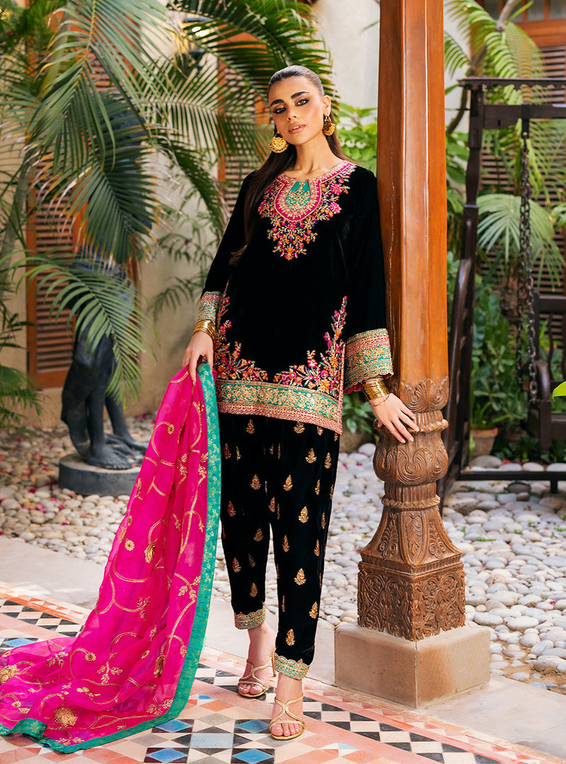 Zainab Chottani | Velvet 25 | Zeba by Zainab Chottani - Designer Dress - Type : Ladies Clothes - Available at Libayah - 100% Original 