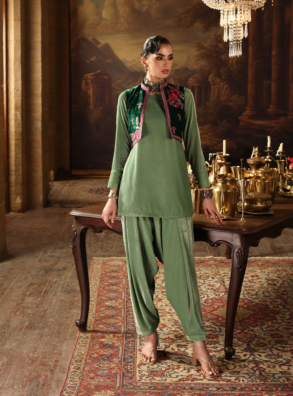 Zainab Chottani | Velura Velvet Edit 25 | Jade Bolero by Zainab Chottani - Designer Dress - Type : Ladies Clothes - Available at Libayah - 100% Original 