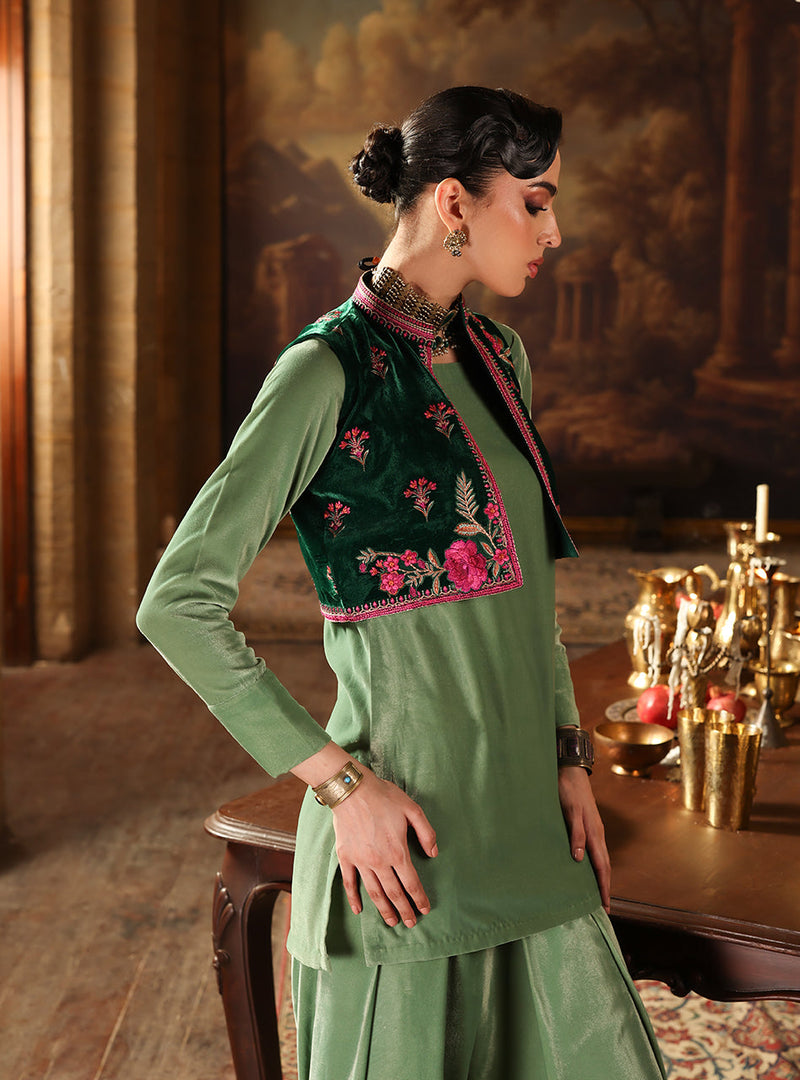 Zainab Chottani | Velura Velvet Edit 25 | Jade Bolero by Zainab Chottani - Designer Dress - Type : Ladies Clothes - Available at Libayah - 100% Original 