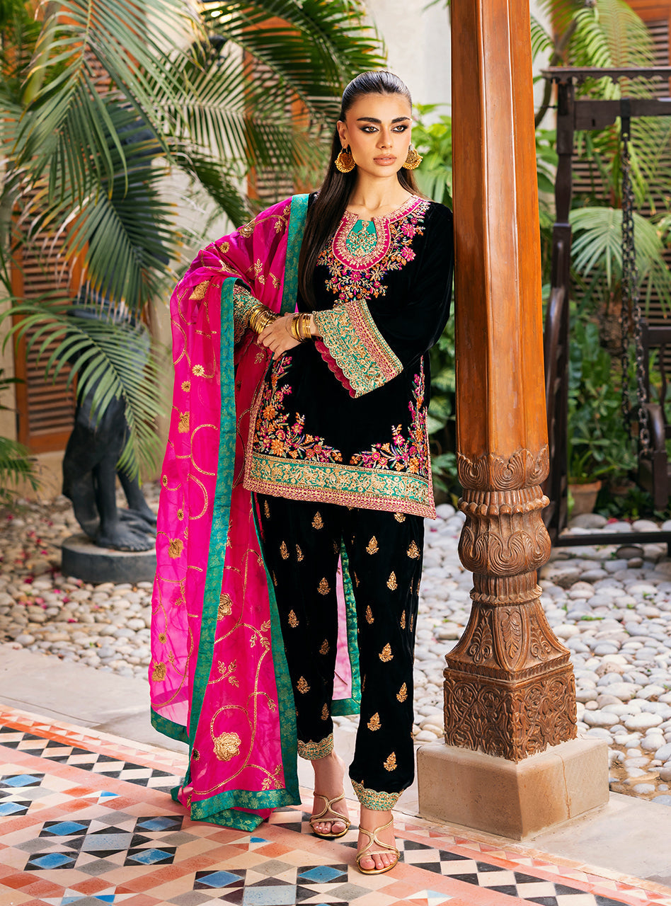Zainab Chottani | Velvet 25 | Zeba by Zainab Chottani - Designer Dress - Type : Ladies Clothes - Available at Libayah - 100% Original 