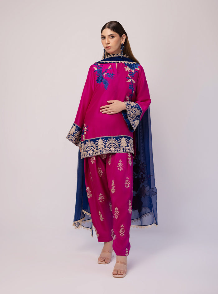 Lamya – authentic Pakistani formal dress from the Zainab Chottani Luxe Edit 25 collection for women in the UK