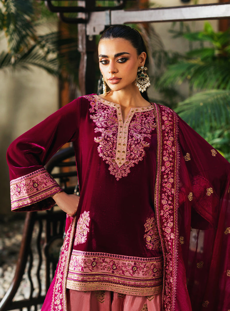 Zainab Chottani | Velvet 25 | Rubi by Zainab Chottani - Designer Dress - Type : Ladies Clothes - Available at Libayah - 100% Original 