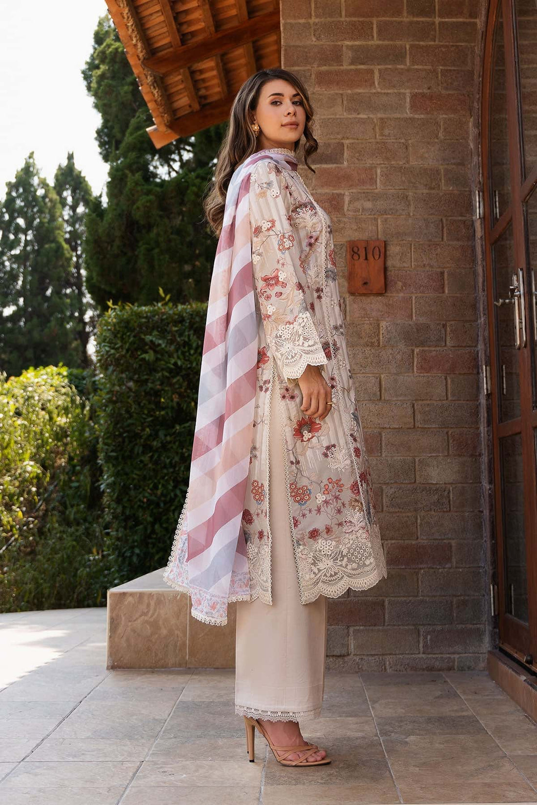 Afrozeh | Damask The Holiday Edit 25 | Azara A by Afrozeh - Designer Dress - Type: Ladies Clothes - Available at Libayah - 100% Original