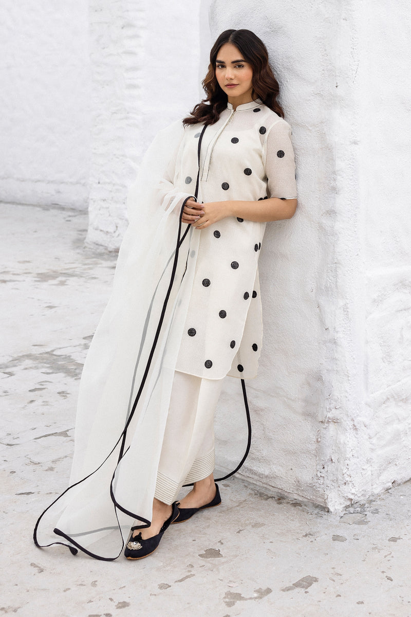 Erum Khan | Ramadan Edition | Elara by Ansab Jahangir - Designer Dress - Type: Ladies Clothes - Available at Libayah - 100% Original