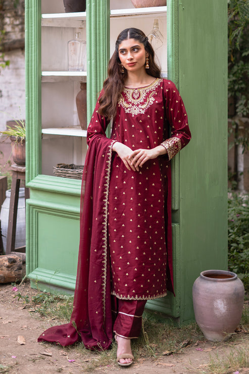 Kross Kulture | Luxury Baharaneh | Baharaneh (Maroon) KLX-00922 by Kross Kulture - Designer Dress - Type: Ladies Clothes - Available at Libayah - 100% Original