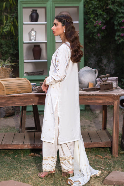 Kross Kulture | Luxury Baharaneh | HEIRLOOM GRACE KLX-00741 by Kross Kulture - Designer Dress - Type: Ladies Clothes - Available at Libayah - 100% Original