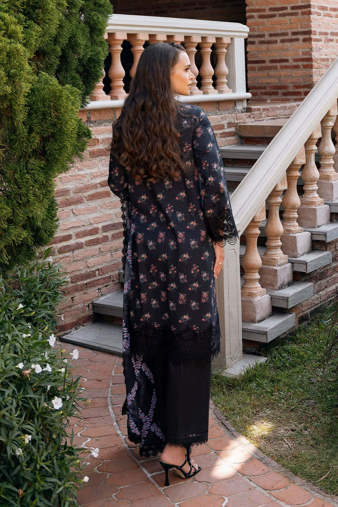 Afrozeh | Damask The Holiday Edit 25 | Lorien A by Afrozeh - Designer Dress - Type: Ladies Clothes - Available at Libayah - 100% Original