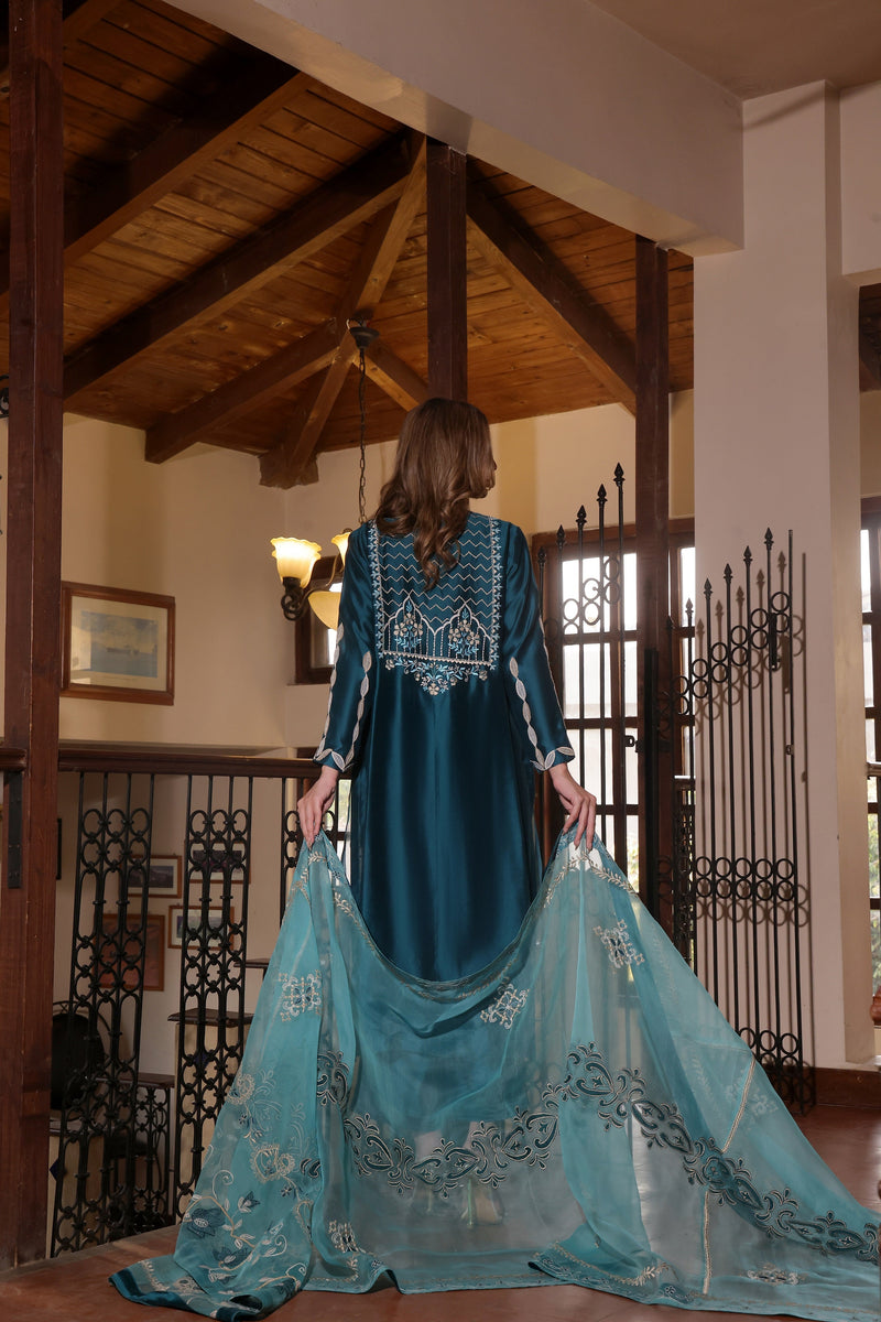 Mona Imran | Ezel Eid 25 | Jahanbano by Mona Imran - Designer Dress - Type: Ladies Clothes - Available at Libayah - 100% Original