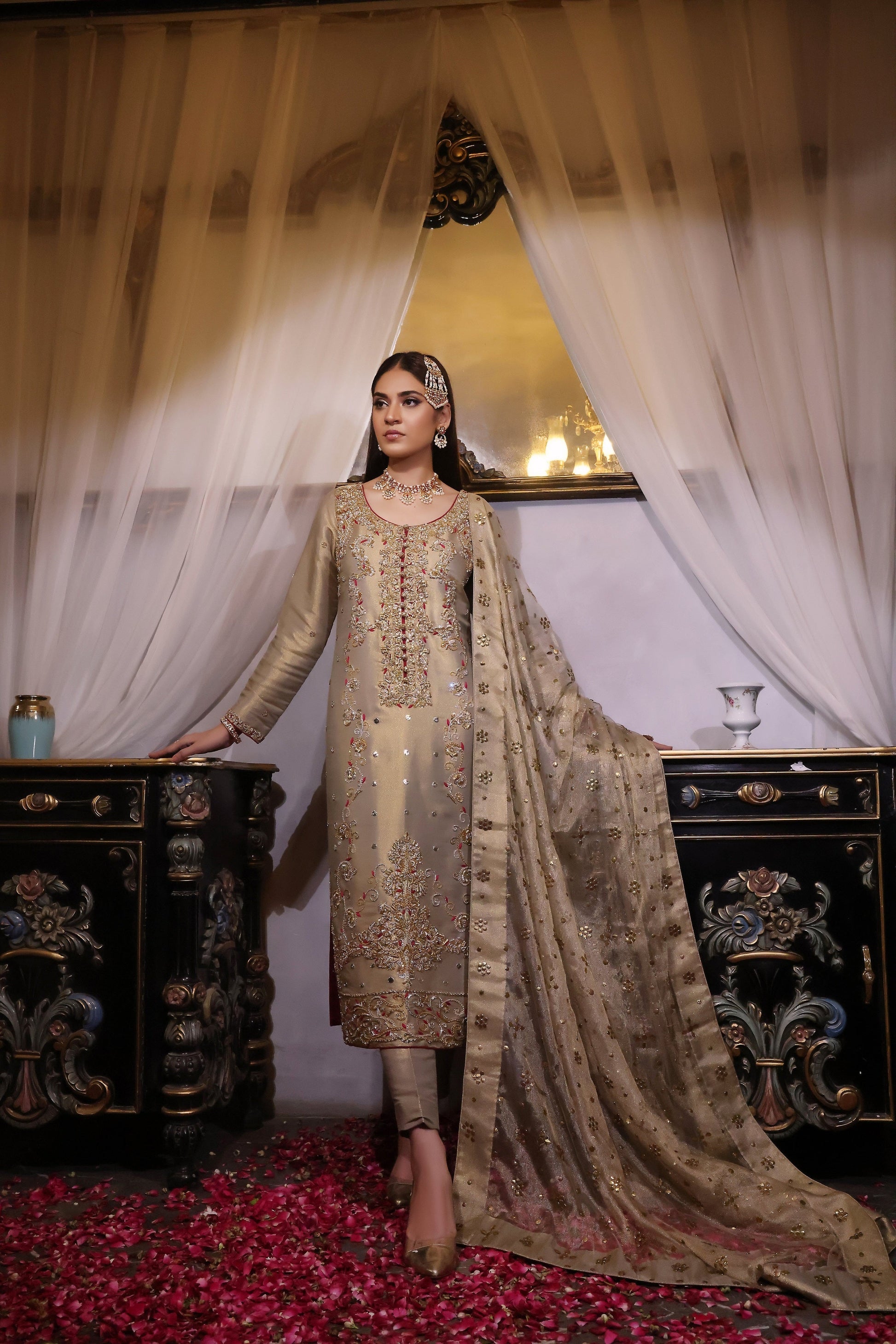Mona Imran | Noor Formals | PALVASHA by Mona Imran - Designer Dress - Type: Ladies Clothes - Available at Libayah - 100% Original