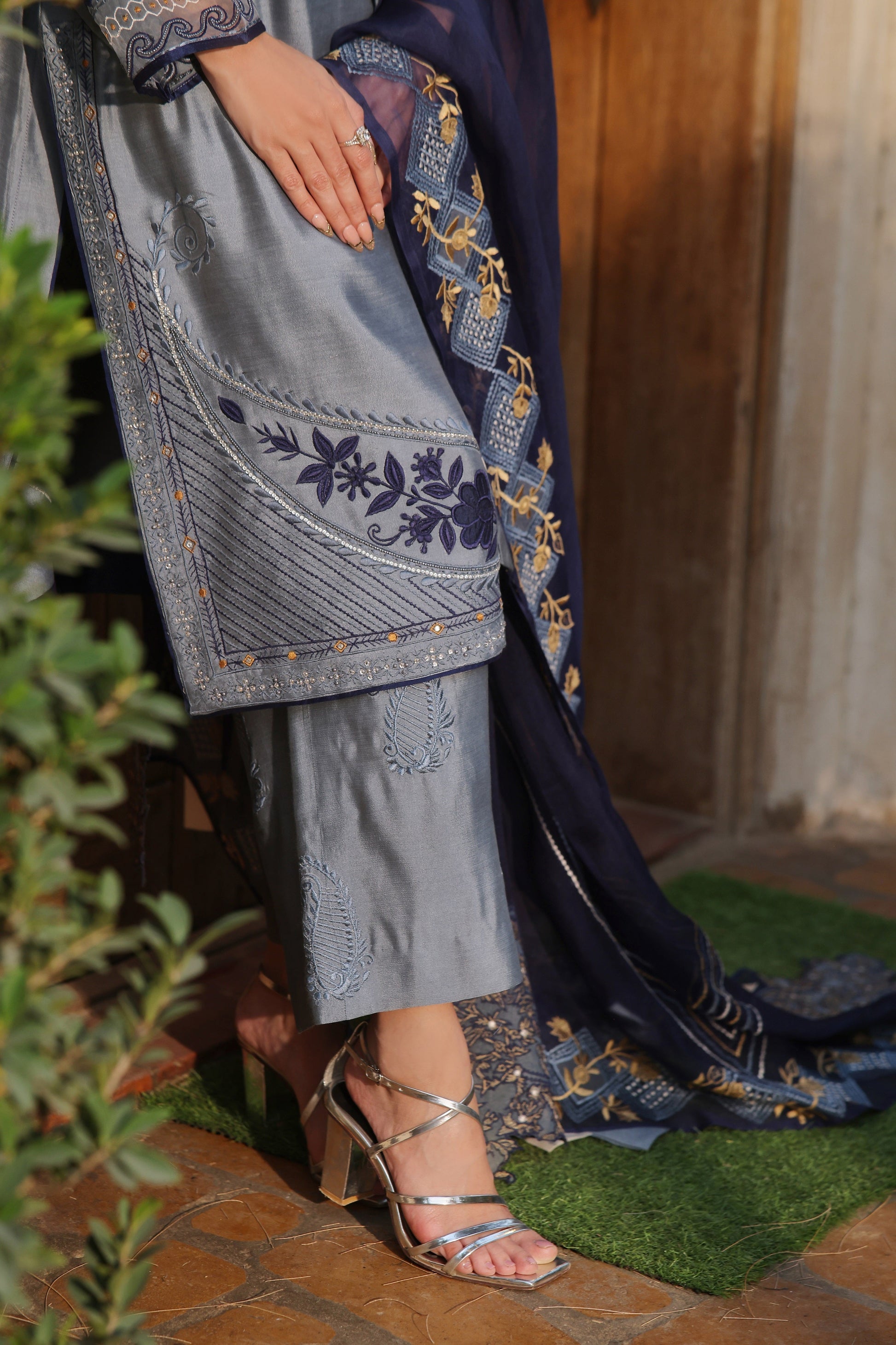 Mona Imran | Ezel Eid 25 | Tajdaar by Libayah - Designer Dress - Type: Ladies Clothes - Available at Libayah - 100% Original