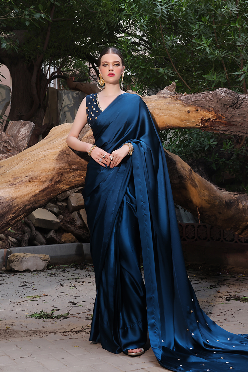 Mona Imran | Dilzaib Formals | Kashmala by Mona Imran - Designer Dress - Type: Ladies Clothes - Available at Libayah - 100% Original