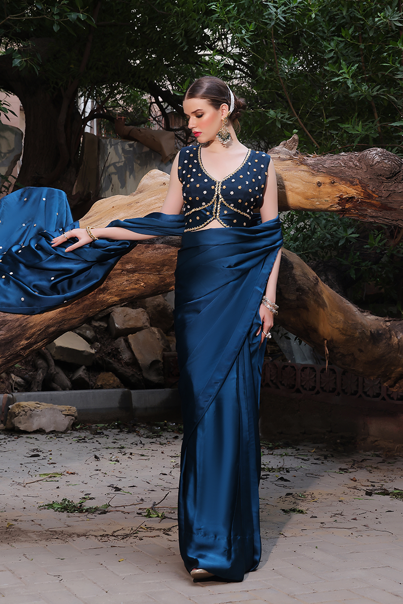 Mona Imran | Dilzaib Formals | Kashmala by Mona Imran - Designer Dress - Type: Ladies Clothes - Available at Libayah - 100% Original