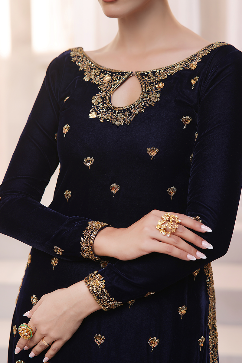 Mona Imran | Riona Velvet Affair | Nilan by Mona Imran - Designer Dress - Type: Ladies Clothes - Available at Libayah - 100% Original