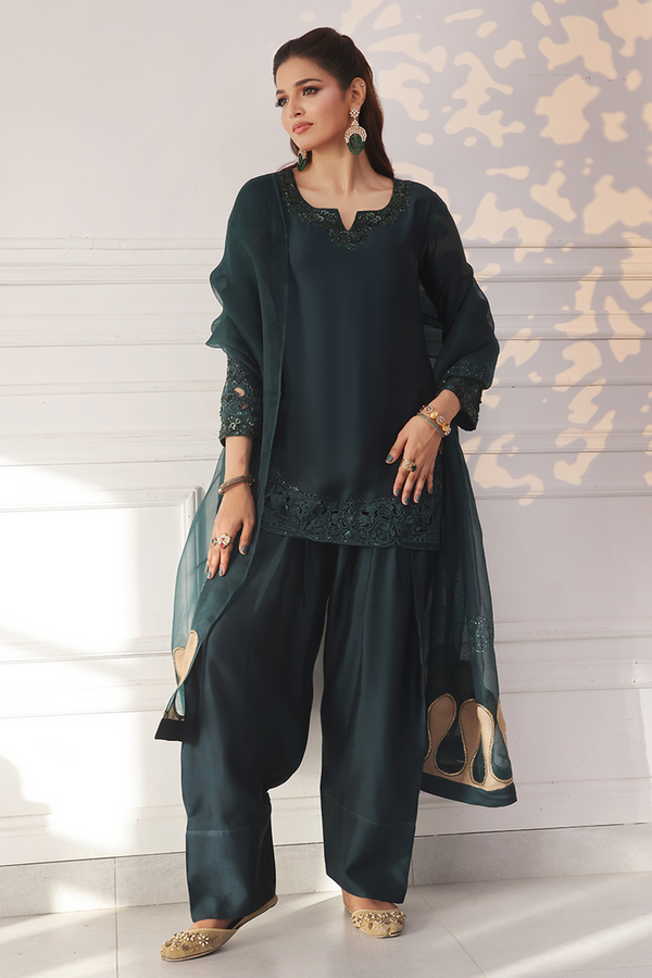 Mona Imran | Ayla Eid Edit | Gulal by MONA IMRAN - Designer Dress  - Type : Ladies Clothes - Available at Libayah - 100% Original 