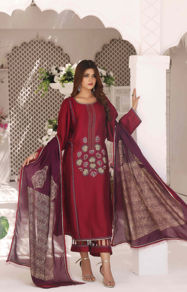 Wahajmkhan | Sitara Formals | MAGENTA PURPLE OUTFIT by Wahaj M.Khan - Designer Dress - Type: Ladies Clothes - Available at Libayah - 100% Original