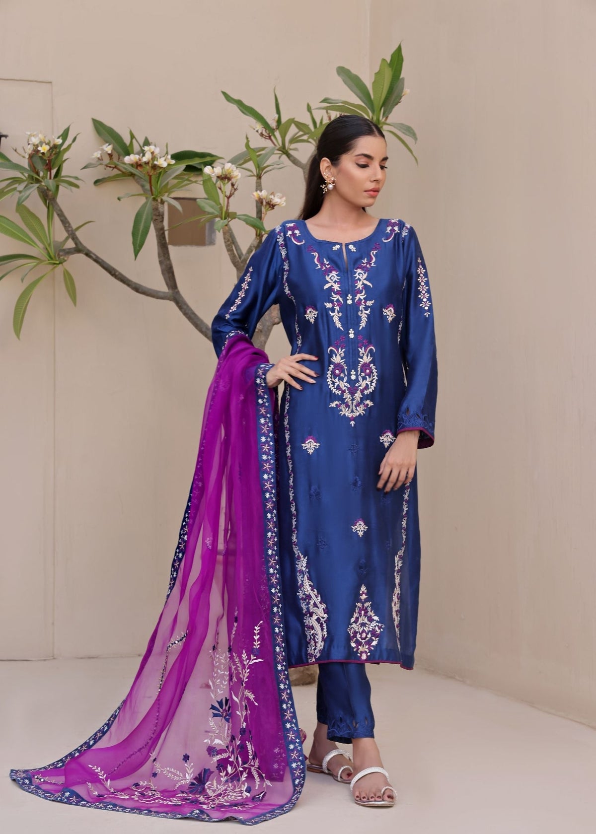 Mona Imran | Saiba Wedding Formal | HUSNA by Mona Imran - Designer Dress - Type: Ladies Clothes - Available at Libayah - 100% Original