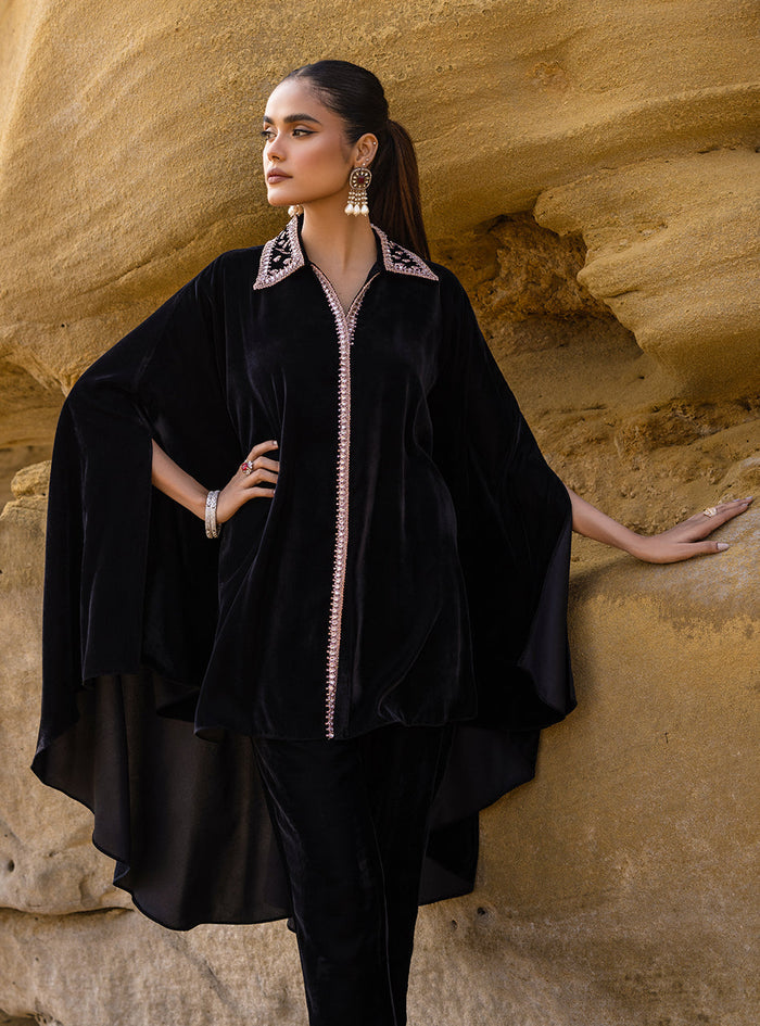 Zainab Chottani | The Kaftan Edit | Black Plum