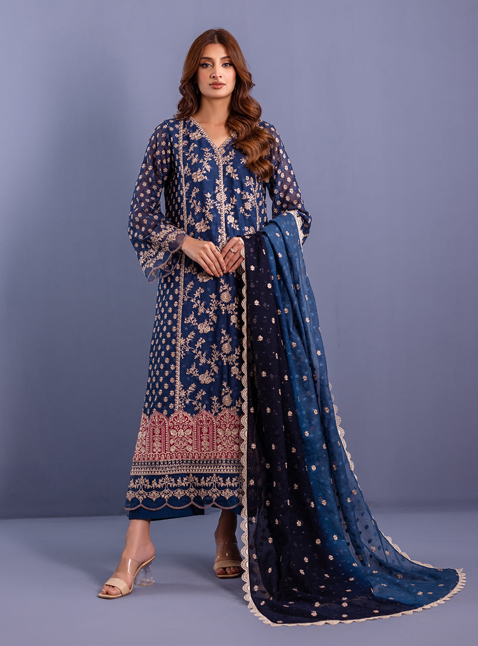 Zainab Chottani | Luxury Pret | MAAHRU by Zainab Chottani - Designer Dress - Type: Ladies Clothes - Available at Libayah - 100% Original
