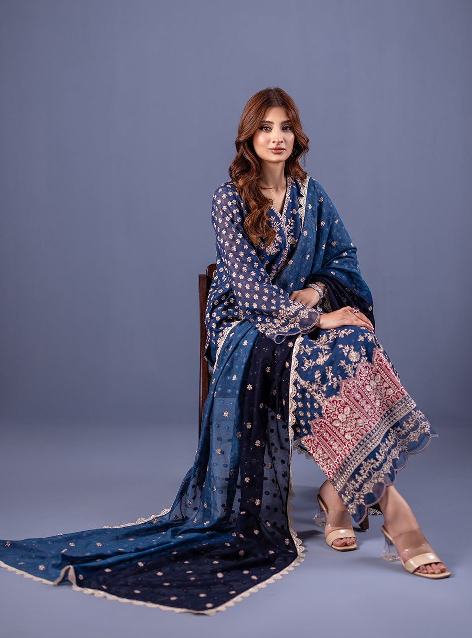 Zainab Chottani | Luxury Pret | MAAHRU by Zainab Chottani - Designer Dress - Type: Ladies Clothes - Available at Libayah - 100% Original