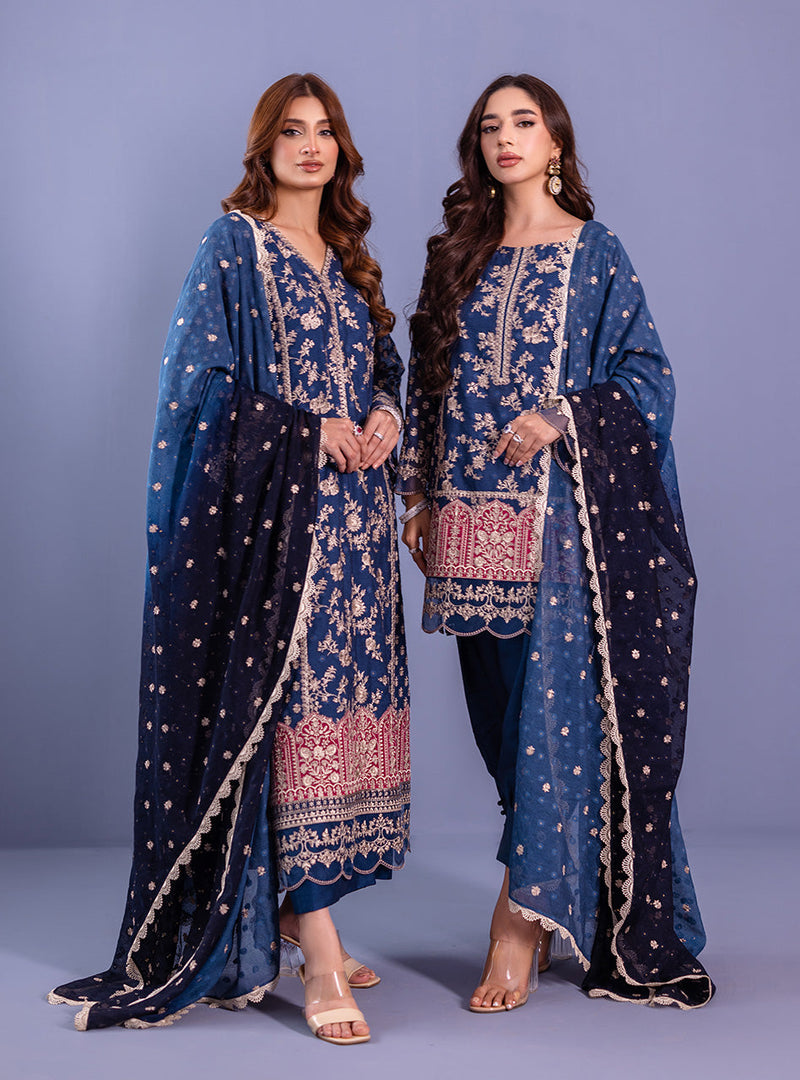 Zainab Chottani | Eid Festive Vol 1 | MAAHRU by Zainab Chottani - Designer Dress - Type: Ladies Clothes - Available at Libayah - 100% Original