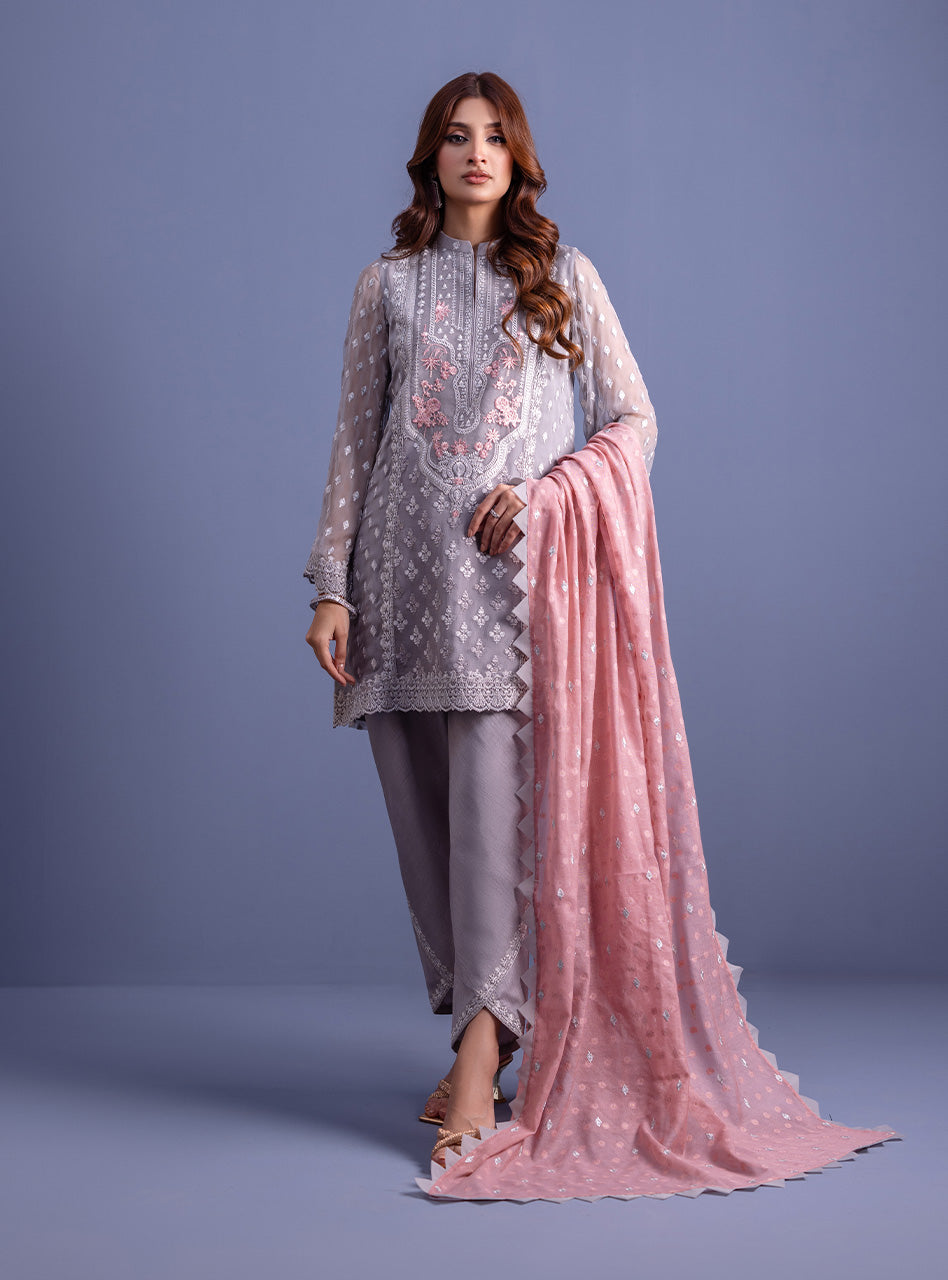 Zainab Chottani | Luxury Pret | ROOP by Zainab Chottani - Designer Dress - Type: Ladies Clothes - Available at Libayah - 100% Original