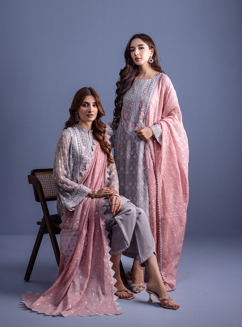 Zainab Chottani | Luxury Pret | ROOP by Zainab Chottani - Designer Dress - Type: Ladies Clothes - Available at Libayah - 100% Original