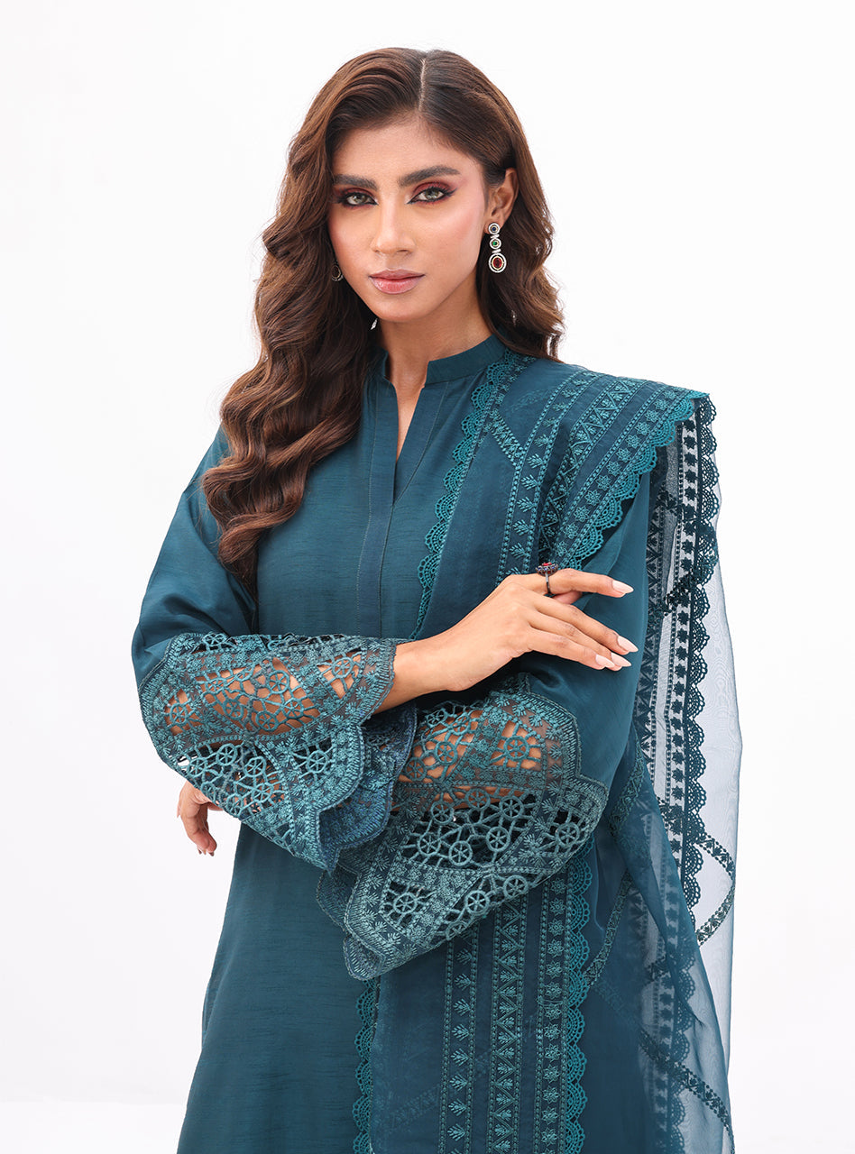 Zainab Chottani | Luxury Pret | MYSTIQUE SYMPHONY by Zainab Chottani - Designer Dress - Type: Ladies Clothes - Available at Libayah - 100% Original