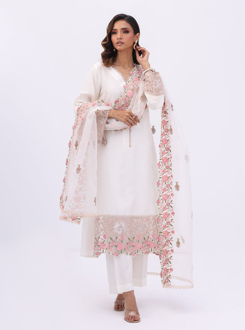 Zainab Chottani | Luxury Pret | AZIN GLOW by Zainab Chottani - Designer Dress - Type: Ladies Clothes - Available at Libayah - 100% Original