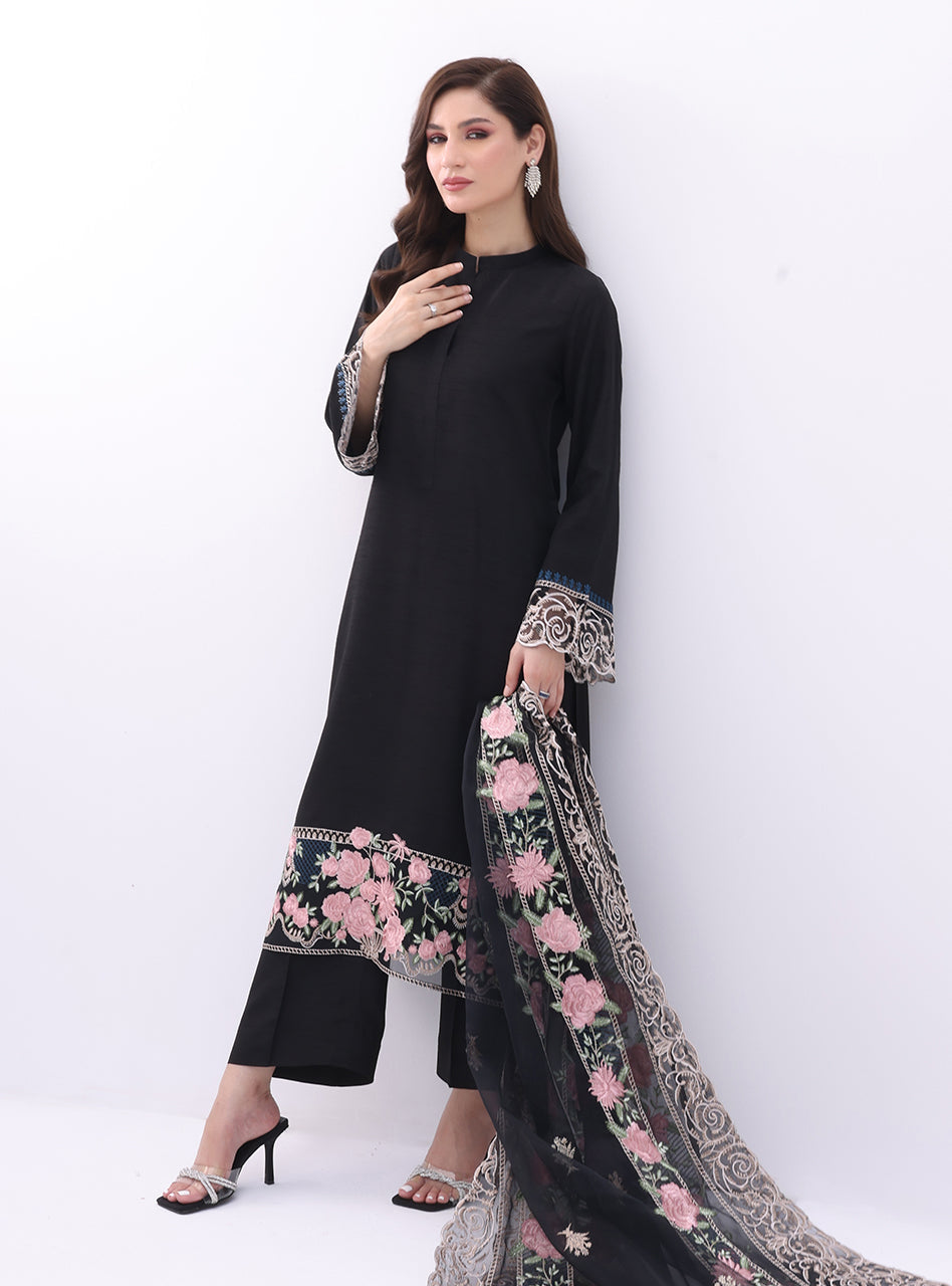 Zainab Chottani | Luxury Pret | EBONY WAVE by Zainab Chottani - Designer Dress - Type: Ladies Clothes - Available at Libayah - 100% Original