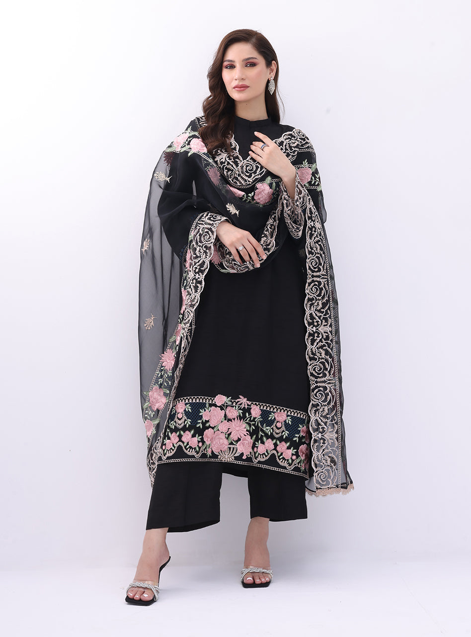 Zainab Chottani | Luxury Pret | EBONY WAVE by Zainab Chottani - Designer Dress - Type: Ladies Clothes - Available at Libayah - 100% Original