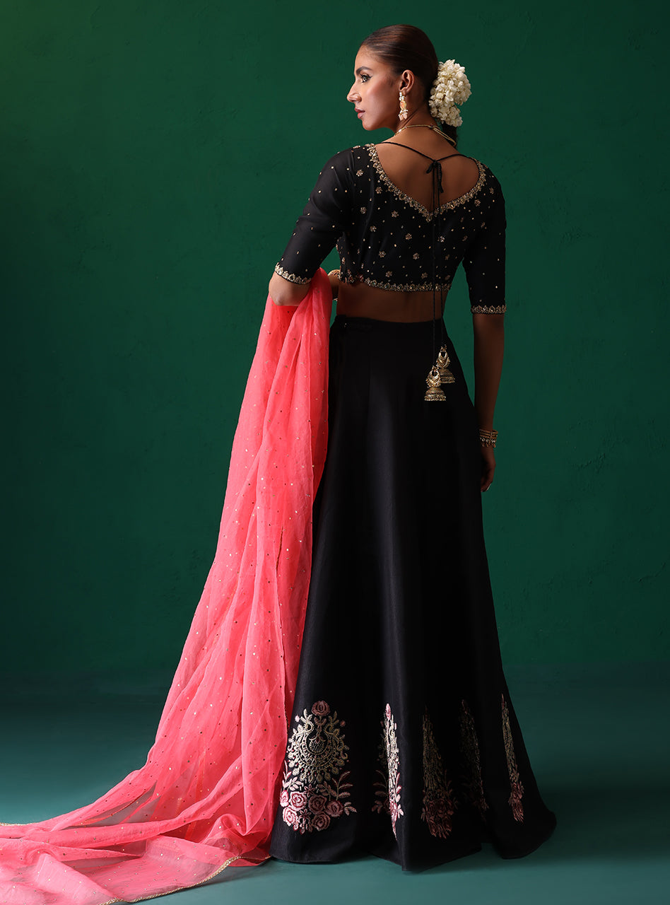 Zainab Chottani | Semi Formals | ARASIH by Zainab Chottani - Designer Dress - Type: Ladies Clothes - Available at Libayah - 100% Original