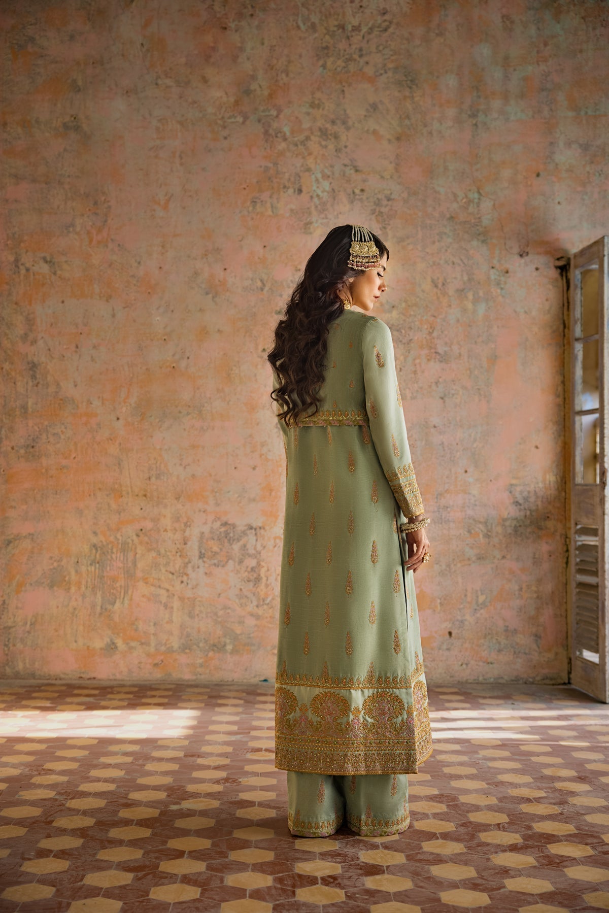 Erum Khan | Umaima Eid Edit | DARAKSHAN by Erum Khan - Designer Dress - Type: Ladies Clothes - Available at Libayah - 100% Original